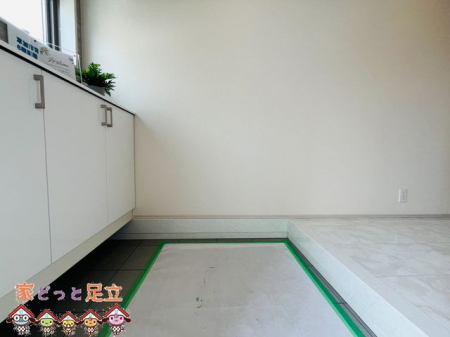 ���ց@�o���R�j�[