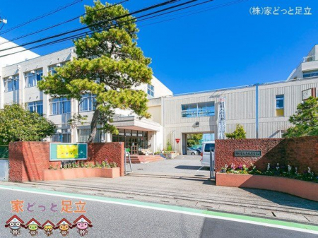 周辺環境　川口市立戸塚中学校 撮影日(2021-02-16) 1900m