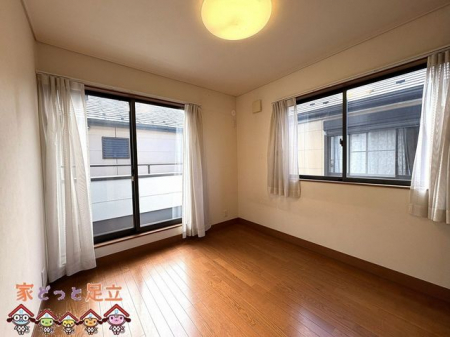 �q�������@�q������