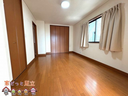 ���r���O�@���r���O