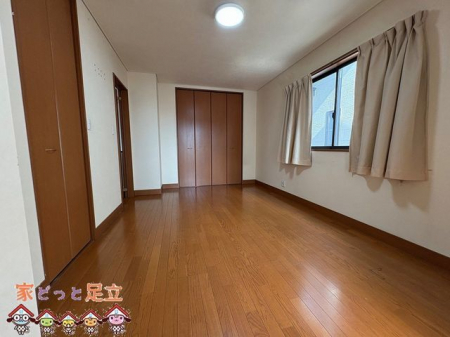 ���r���O�@���r���O