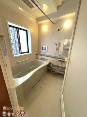 �����@����