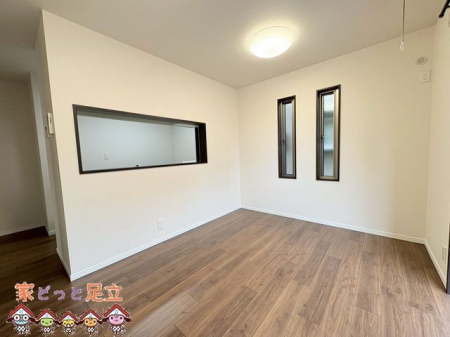 ���r���O�@���r���O