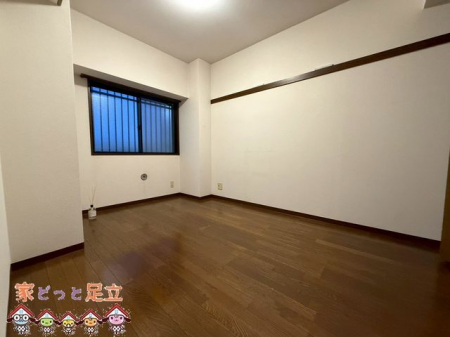 �Q���@�Q��