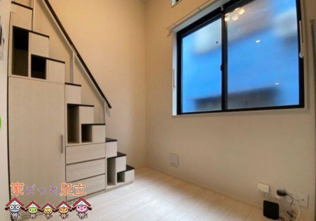 ���r���O�@����