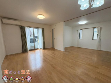 ���r���O�@���r���O