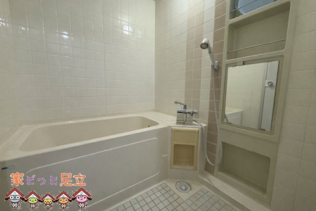 �o���R�j�[�@�o�X