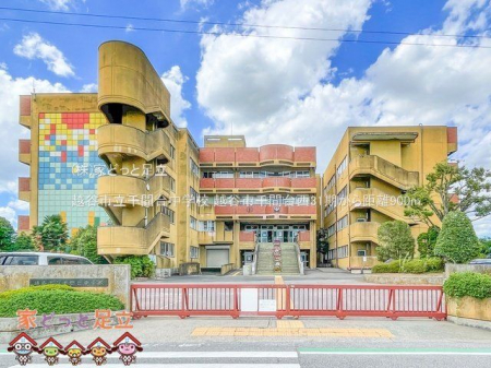 ���ӊ��@�z�J�s����ԑ䒆�w�Z �B�e��(2022-09-06) 900m